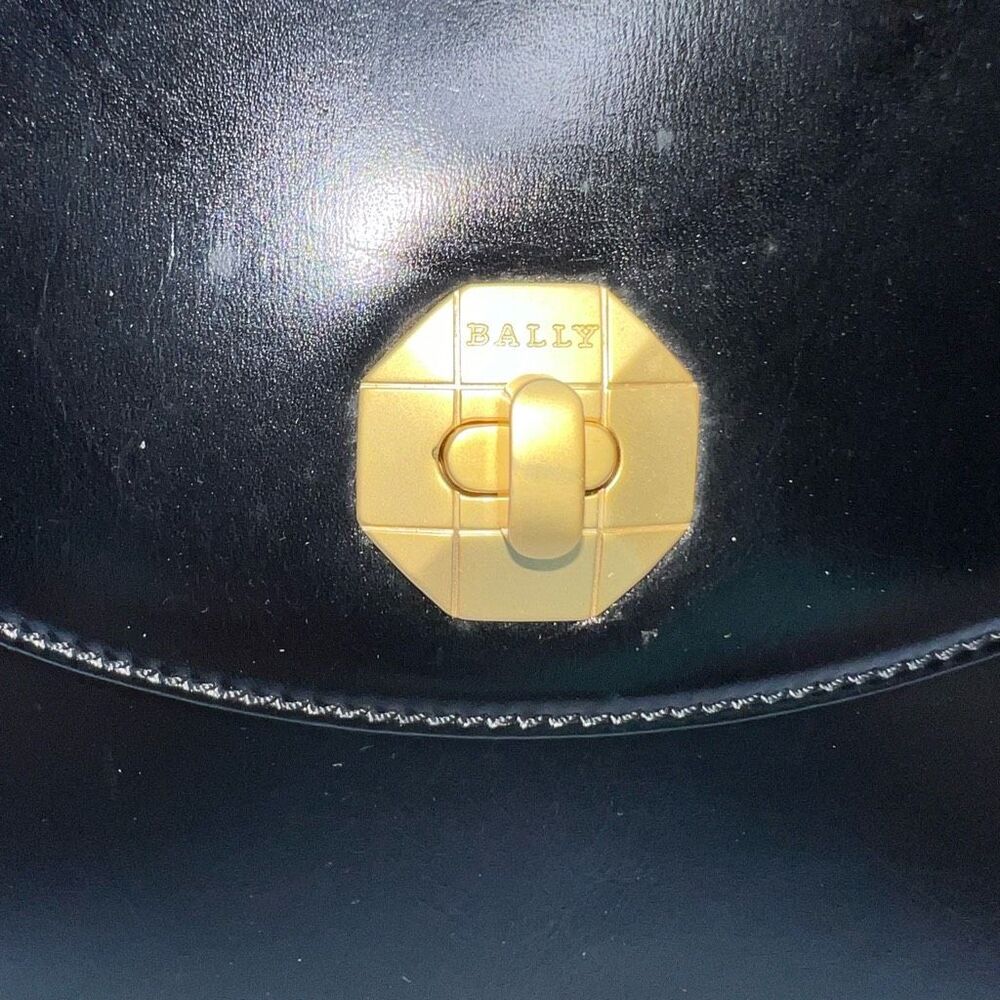 Bally Vintage Structured Lambskin Bag with Brushed Gold Turn Lock Closure - Picture 6 of 14